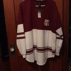 Love sleeve Good Vibes Maroon T-Shirt